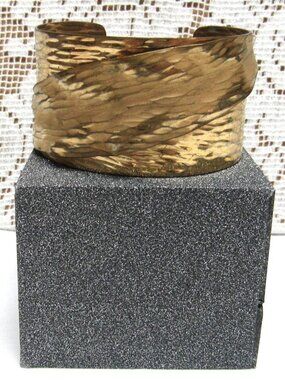 Vintage NAPIER CUFF BRACELET Hammered Gold Tone Large Leaf 80s Chic